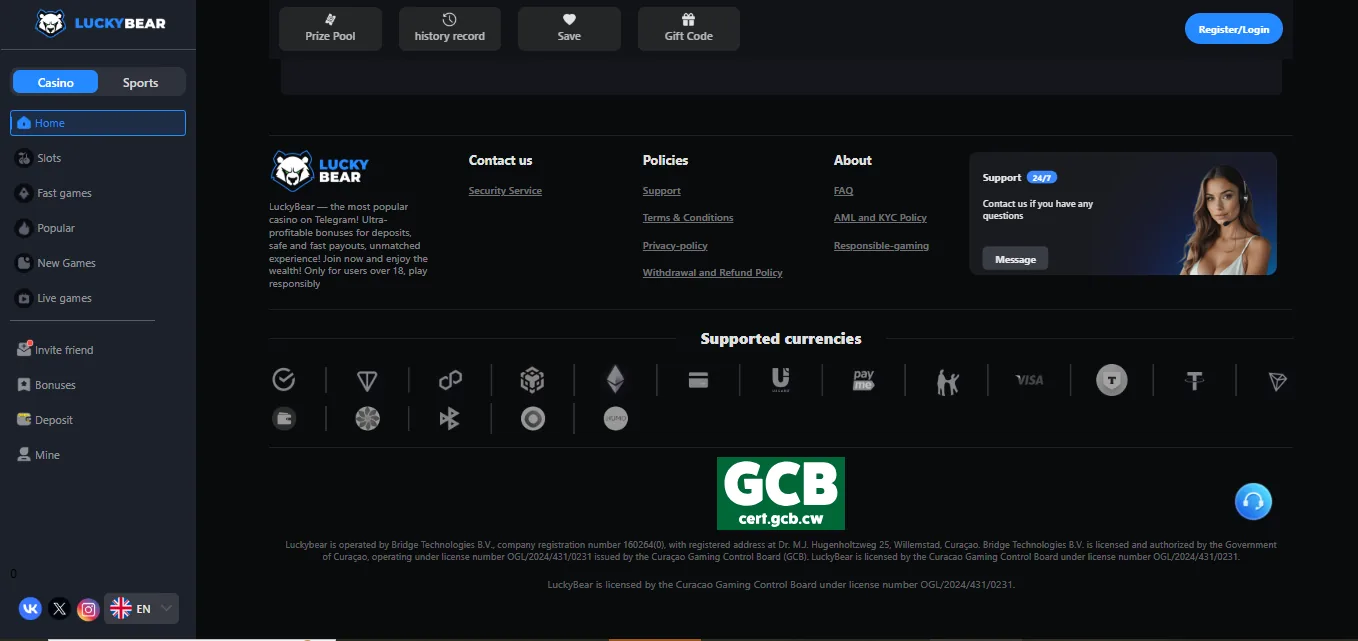Screenshot of LuckyBear's footer licence and regulator details